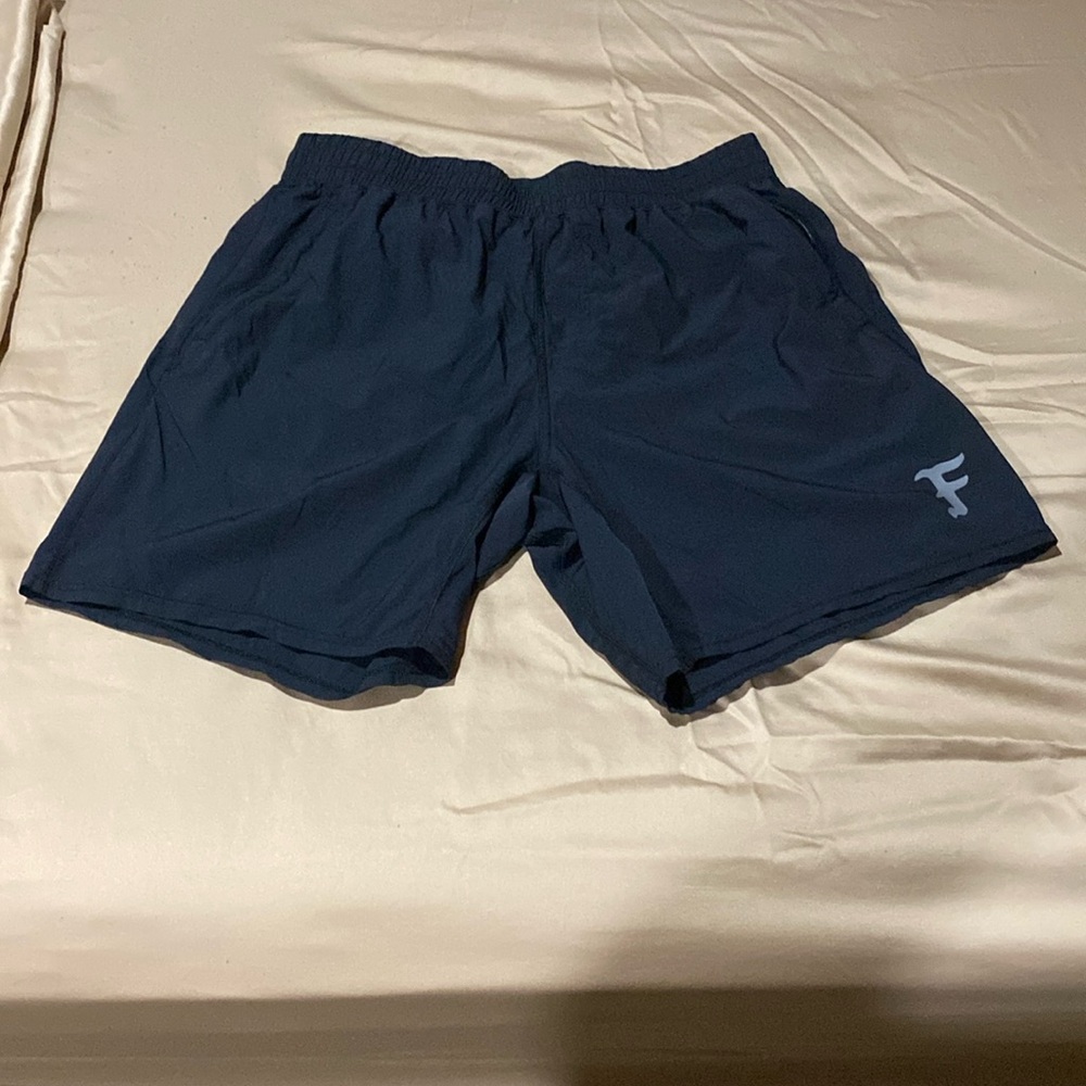 Forward Observation Shorts